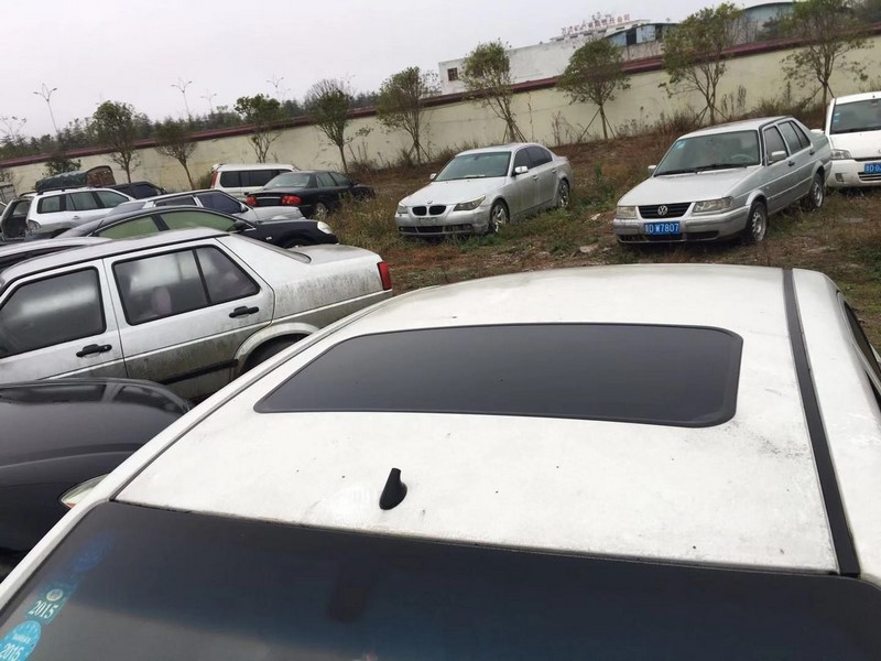 拆车件网 13款赛欧三厢1 4 Se Mt 理想幸福版 事故车网